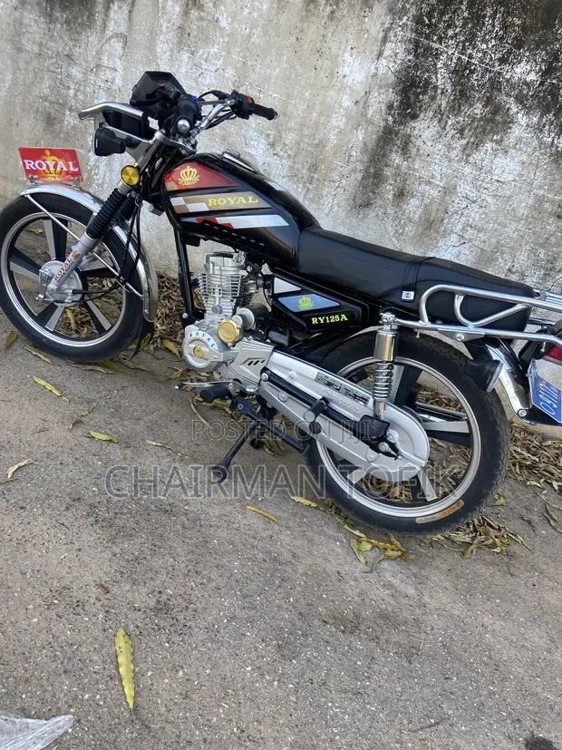 Royal RY125 2026 Black · Photo 1