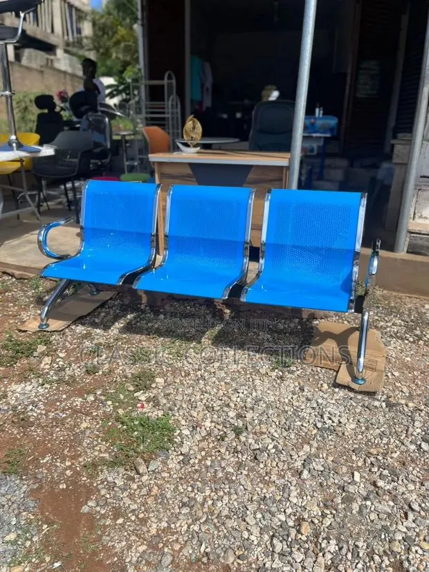 3in1 Waiting Chair · Photo 1