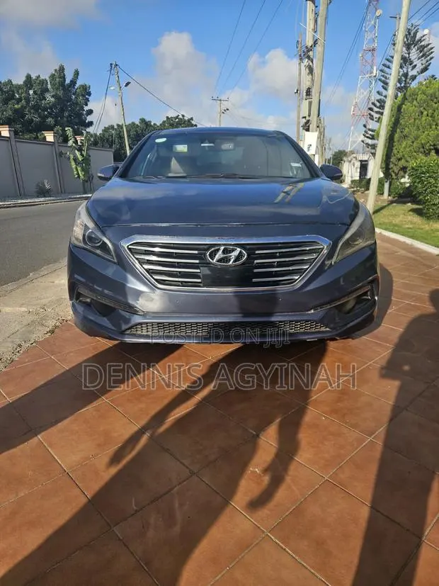 Hyundai Sonata Limited Sedan FWD (2.4L 4cyl 6A) 2017 · Photo 1