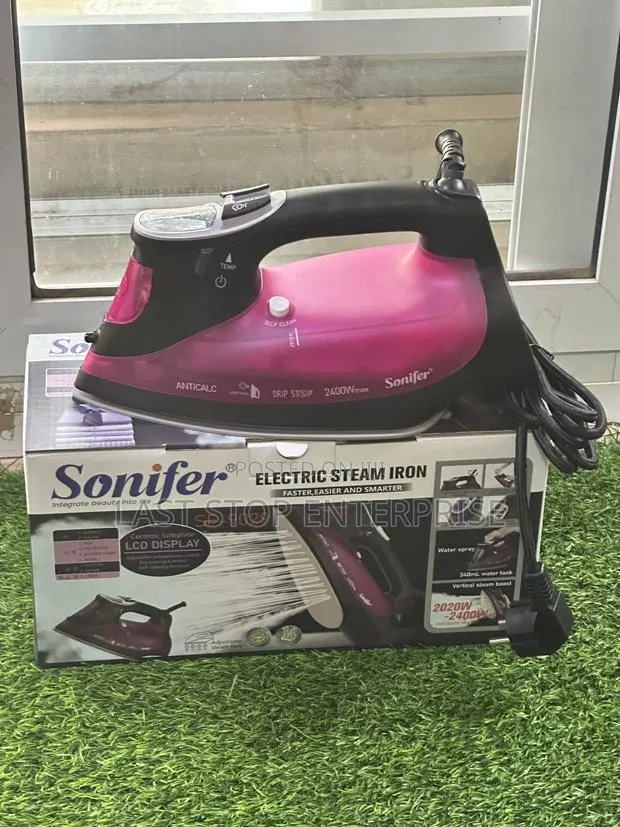 Quality and Classic Sonifer Steam Iron · Photo 1