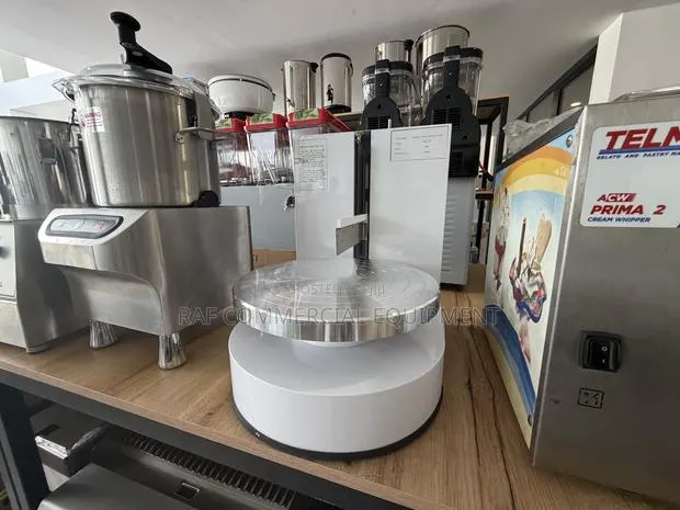 Automatic Cake Cream Smoothing Machine · Photo 1