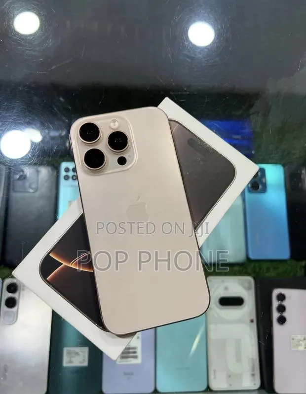 Apple iPhone 16 Pro Max 512 GB Gold · Photo 1