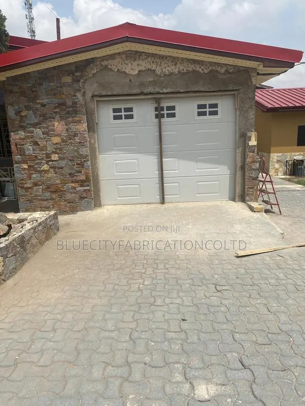 Imported Fanlight Automated Door · Photo 1