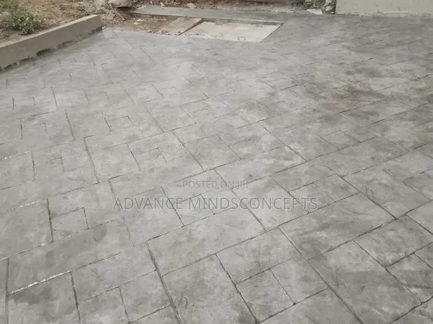 Floor Concrete Color Design · Photo 3