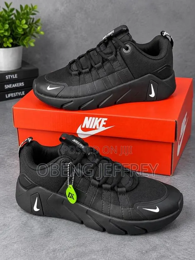 Original Nike Free Metcon 7 Black · Photo 1