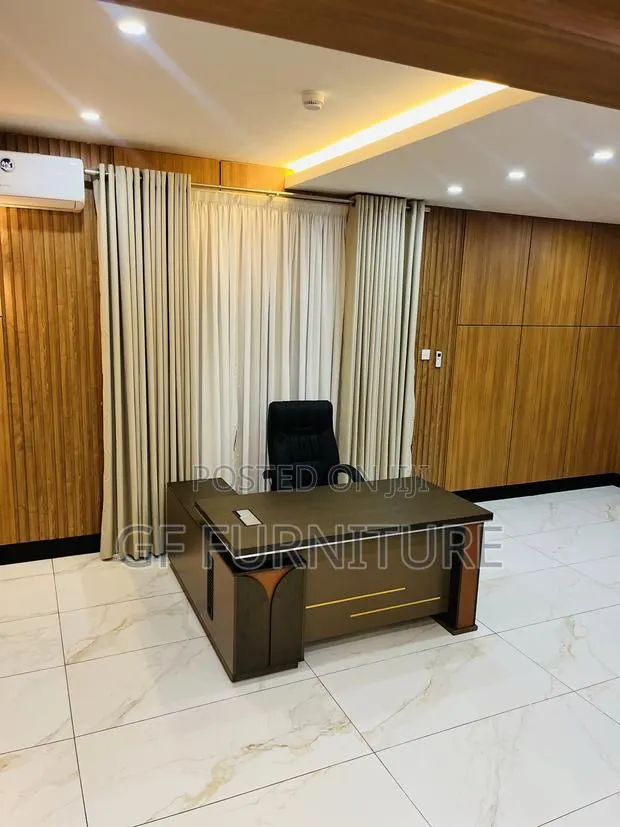 Modern L-Shaped Executive Office Desk and Chair · Photo 1