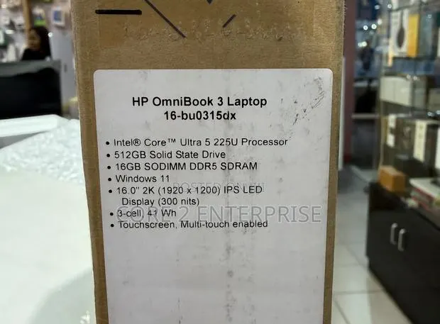 New Laptop HP OmniBook 5 16" 16GB Intel Core Ultra 5 SSD 512GB · Photo 1
