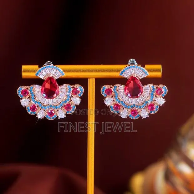 Bridal Earring · Photo 1