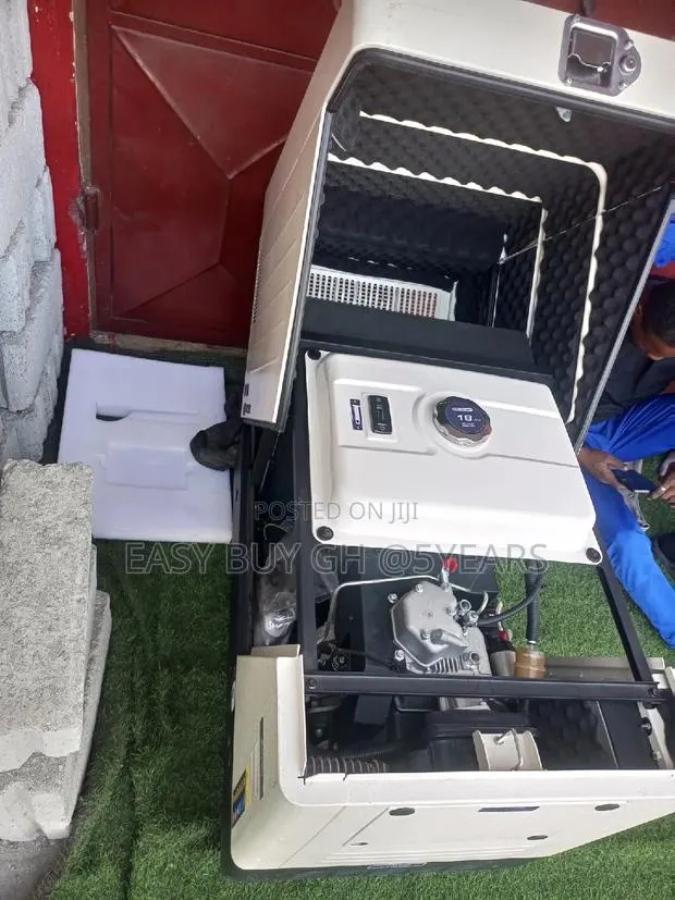 Genuine Uk Engine 15kva House Generator Uk Model Generator · Photo 1