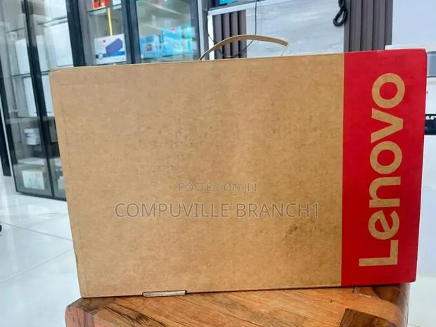 New Laptop Lenovo 16GB Intel Core Ultra 5 SSD 512GB · Photo 1