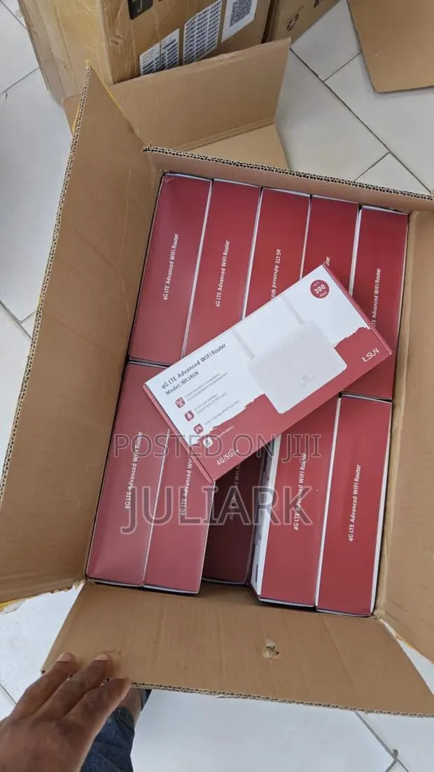 4G Lite Universal Router With Multiple Port · Photo 1