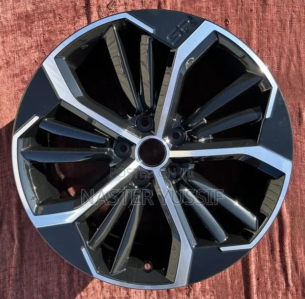 Original Hyundai Tucson Rim 19” · Photo 1