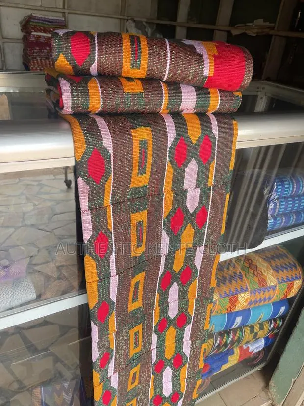 Newly Bonwire Hand-Woven Kente · Photo 1
