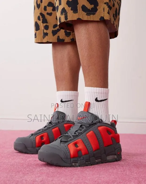 Nike More Uptempo · Photo 1