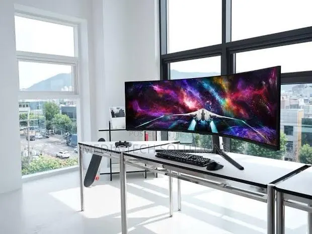 Samsung Odessey Neo G9 57inches · Photo 1