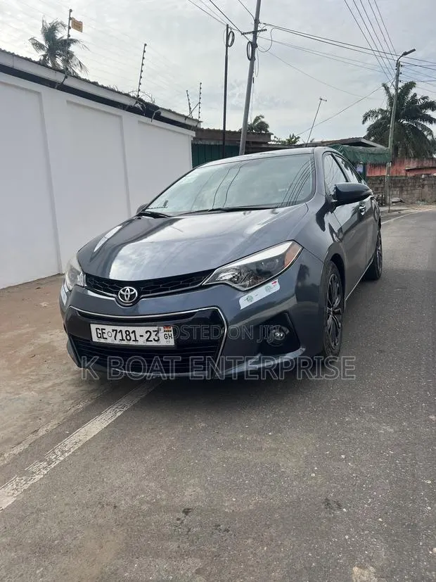Toyota Corolla 2015