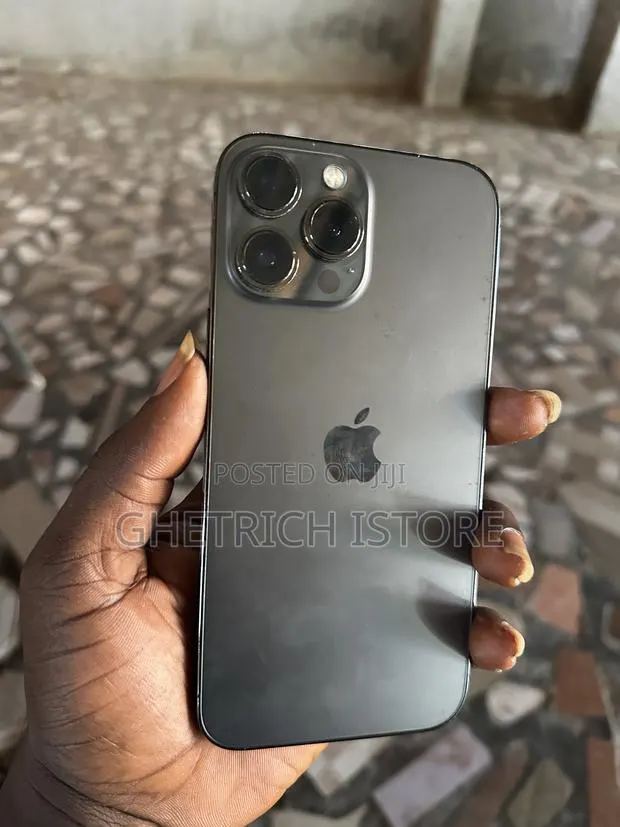 Apple iPhone 13 Pro Max 128 GB Black · Photo 1