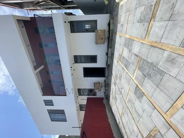 3bdrm Duplex in Eml Real Estate, Tseaddo for rent · Photo 1
