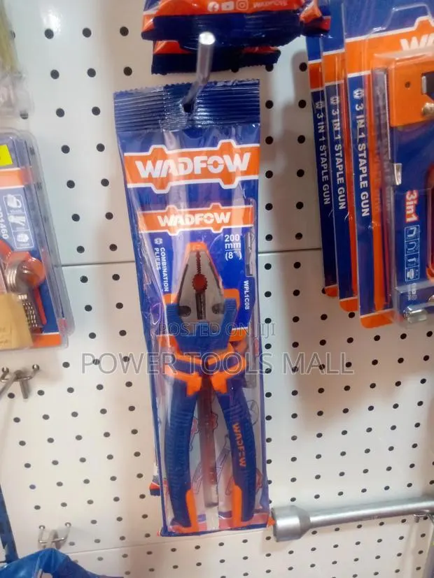 Combination Pliers · Photo 1
