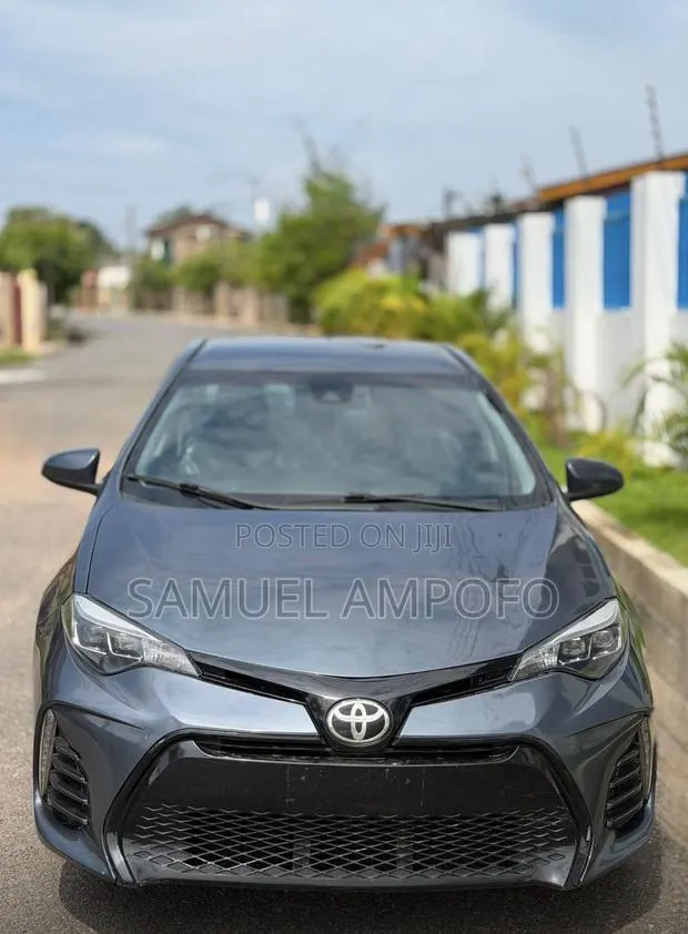 Toyota Corolla LE Eco (1.8L 4cyl 2A) 2019 Gray · Photo 1