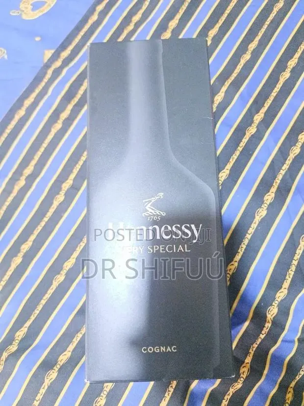 Hennessy 1L Black Market Price · Photo 1
