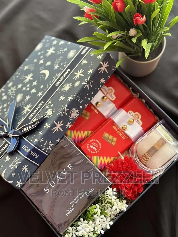 Nicely Packed Gift Box · Photo 1