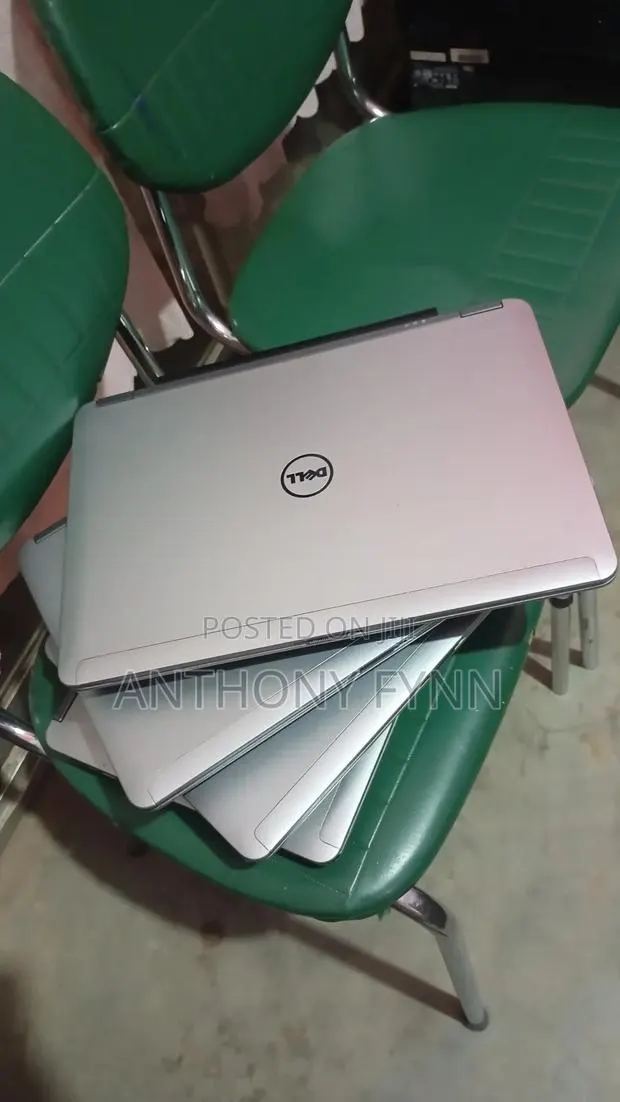 Laptop Dell Latitude E6440 4GB Intel Core I5 HDD 320GB · Photo 1