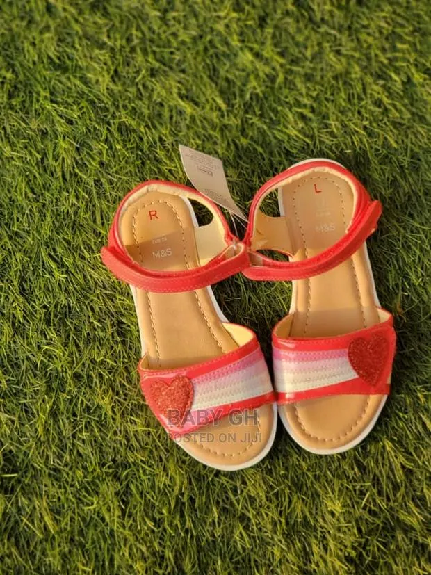 Marks and Spencer Sandals With Heart Design · Photo 2