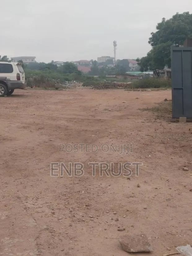 81 Acres for Sale at Spot M to Ofankor Main Road · Photo 1