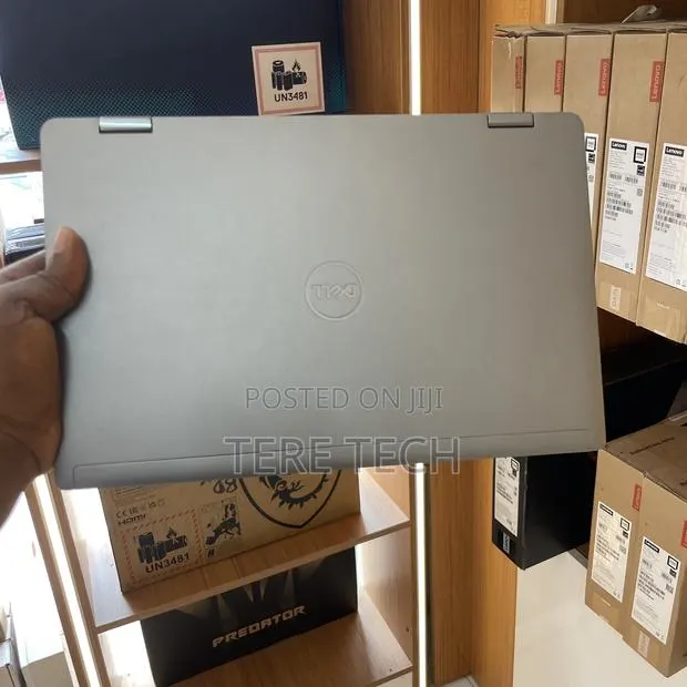 New Laptop Dell Latitude 7420 32GB Intel Core i7 SSD 512GB · Photo 1