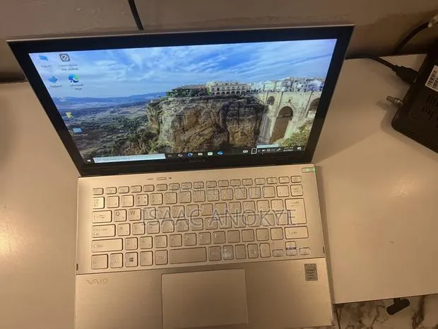 New Laptop Sony VAIO SVP1321WSNB 8GB Intel Core i7 SSD 500GB · Photo 1