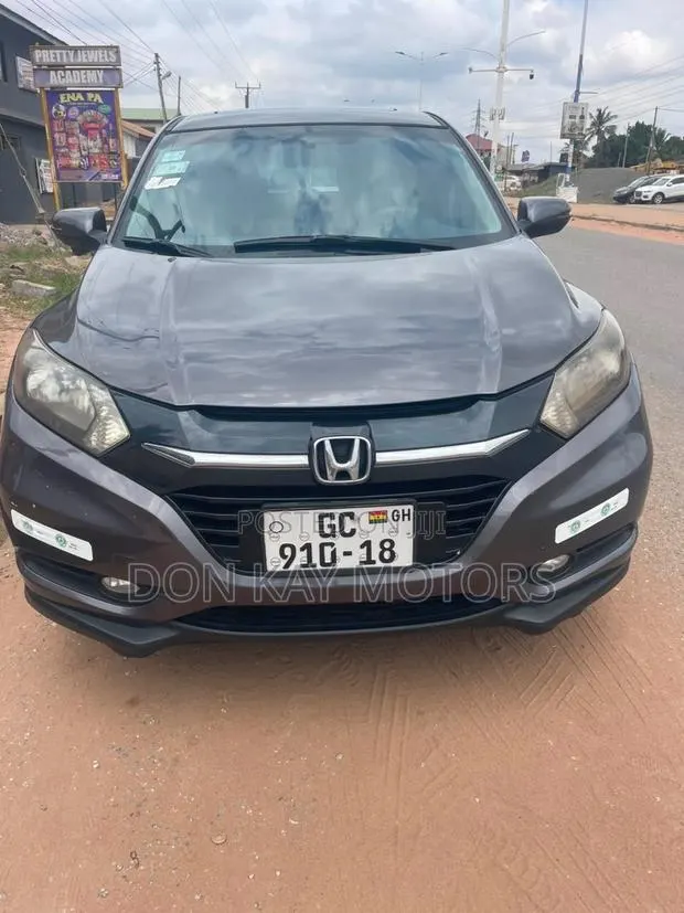 Honda HR-V 4dr SUV (1.5L 4cyl CVT) 2016 Black · Photo 1