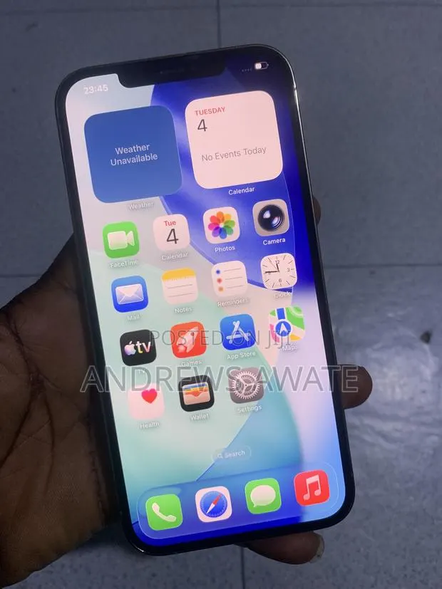 Apple iPhone 12 Pro Max 128 GB Gold · Photo 1