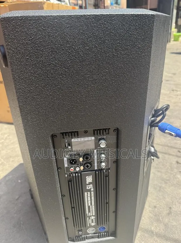 Pair of JBL Active 15- Inches Stage Monitor · Photo 1
