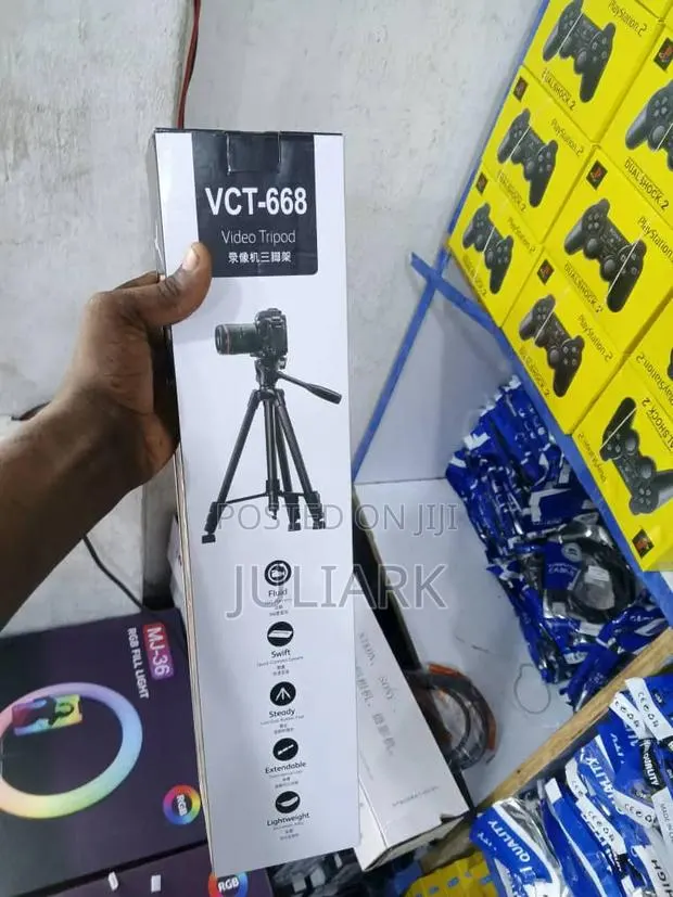 Tripod Stand (668) · Photo 1