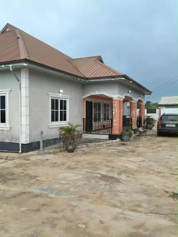 Furnished 7bdrm House in Dr Kk 7Rooms Lux, Bosomtwe for rent · Photo 1