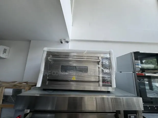 Single Deck 1 Tray Gas Pizza Oven · Photo 1