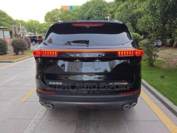 Jetour X70 Plus 2023 Black · Photo 1