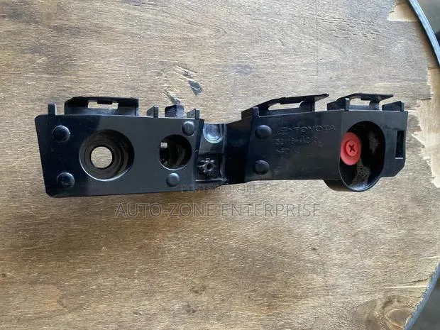 Toyota Tacoma 2023 2024 2025 2026 Bumper Locker · Photo 1