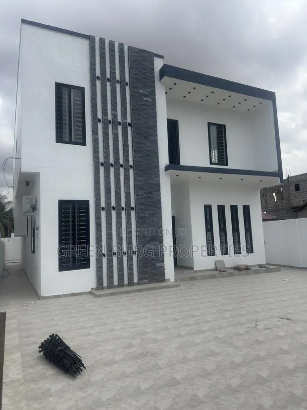 4bdrm House in Green, East Legon for sale · Photo 1