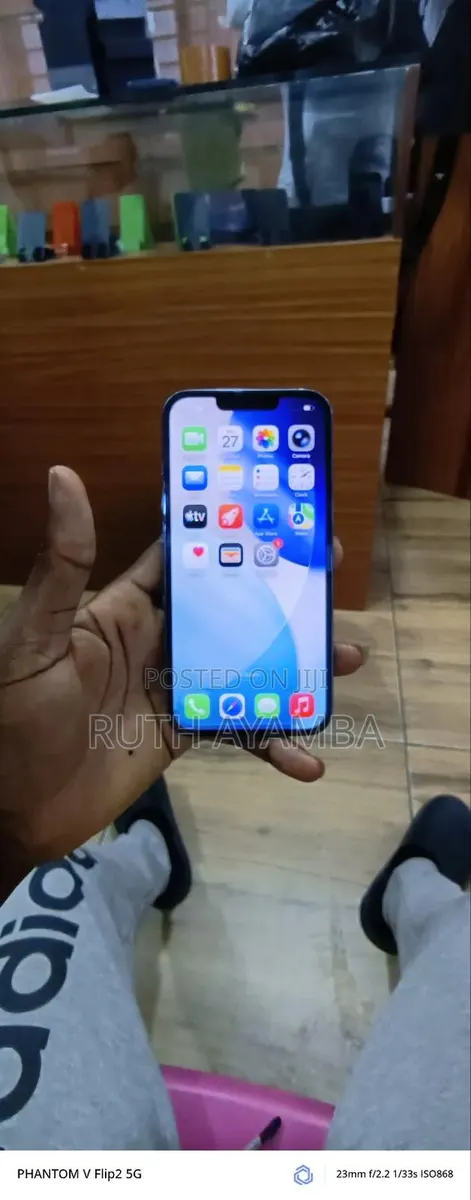 Apple iPhone 13 Pro 128 GB Blue · Photo 1