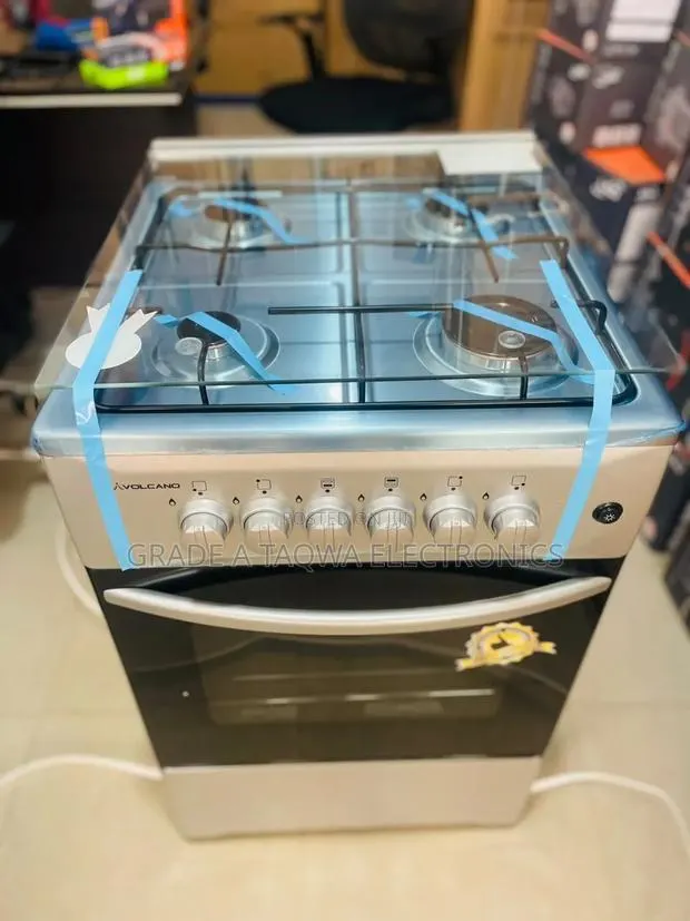 Volcano 50-50 Four Gas Cooker · Photo 1