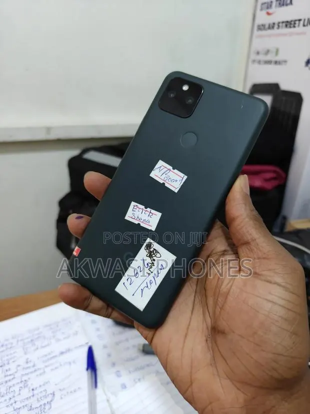 Google Pixel 5a 5G 128 GB Green · Photo 1