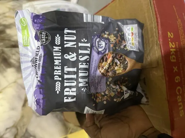 Crown Field Granola · Photo 1