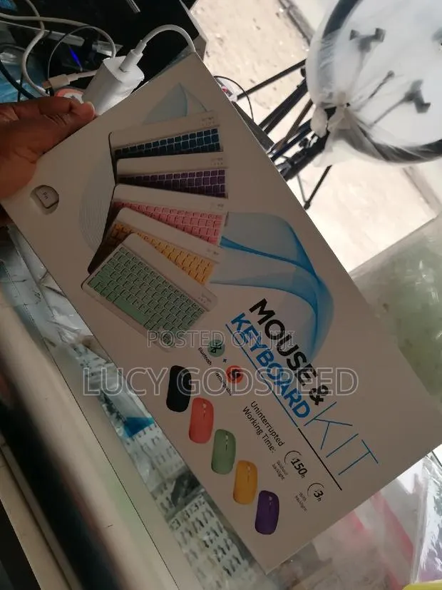 Bluetooth Rechargeable Mouse and Keyboard Kit · Photo 1