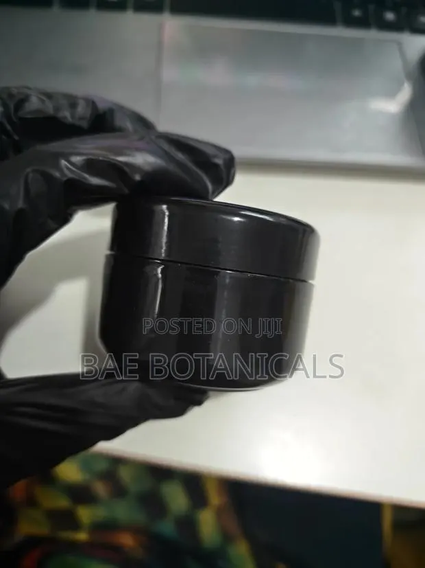 100ml Glossy Black Jar (Moq 25 Pieces) · Photo 1