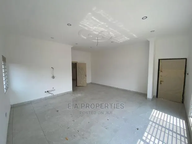 5bdrm Bedsitter in E a Properties, Boundary Road Area for Rent · Photo 1