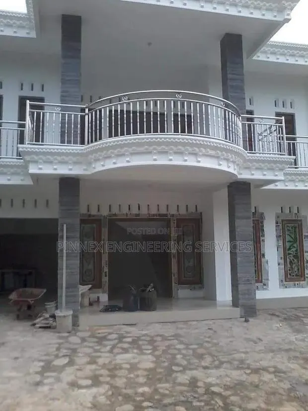 Durable Stainless Steel Railings for Homes Offices · Photo 1