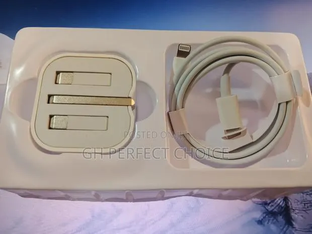 3-pin Type C iPhone Fast Charger, High Quality · Photo 1