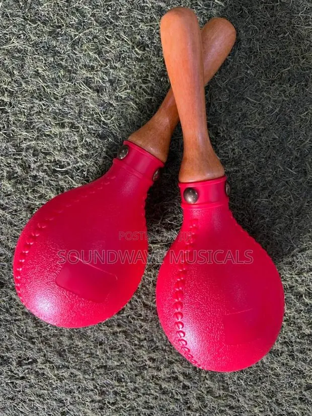 Plastic Maracas · Photo 1